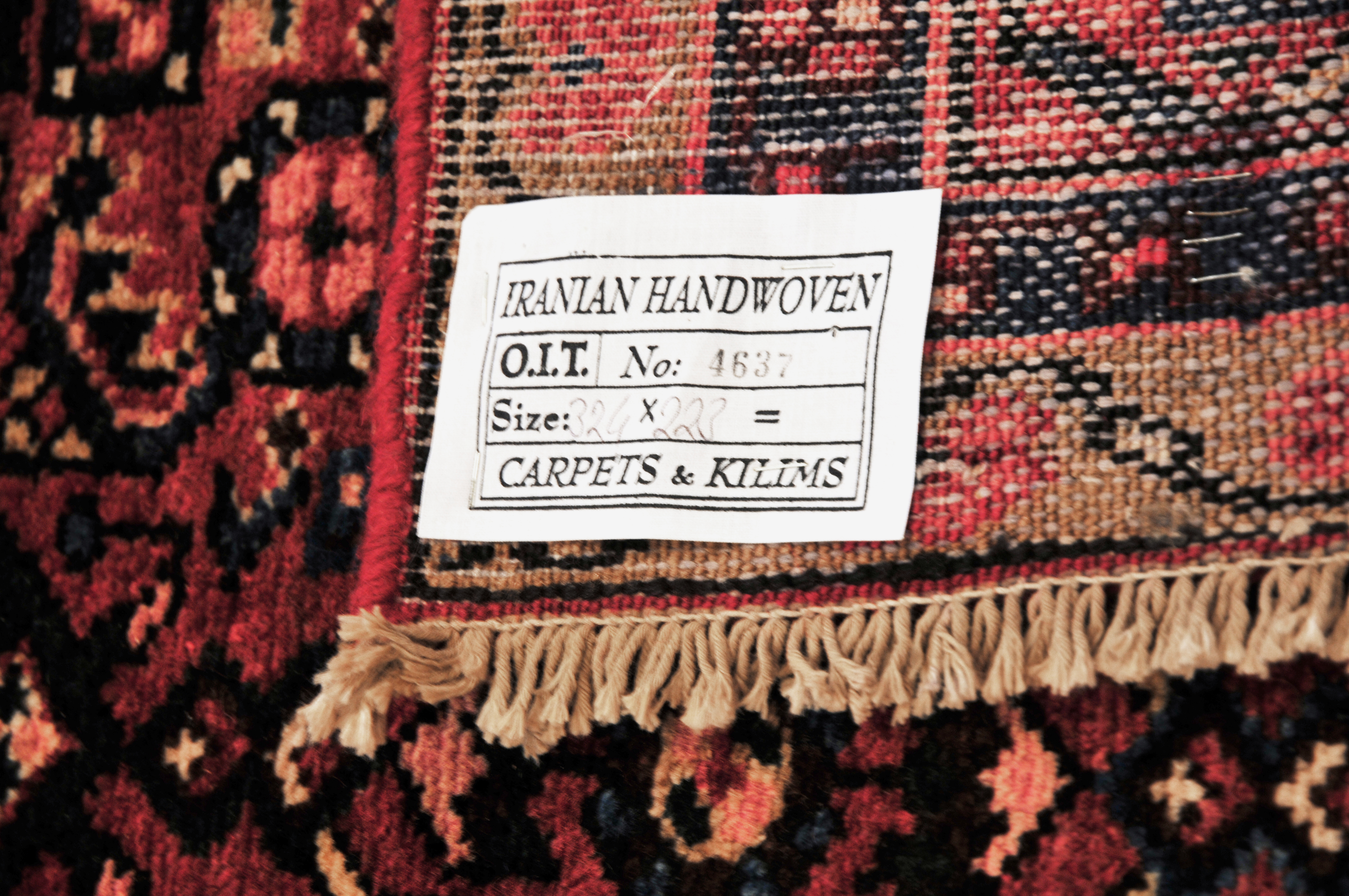 I tappeti, da sempre arte dell’arredo di una casa