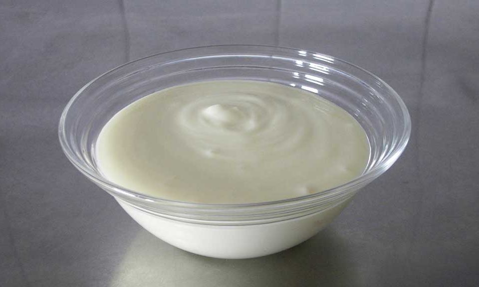 Mangiare lo yogurt almeno 3 volte a settimana riduce del 20 per cento il rischio di infarto